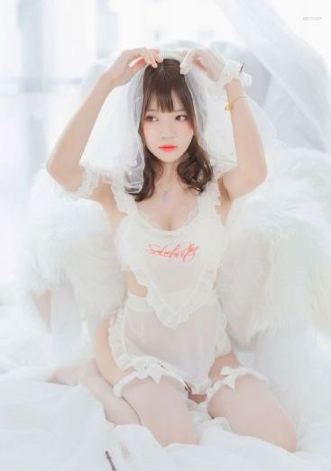 小蜜蜂影视在线播放免费观看_国产剧在线观看电视
