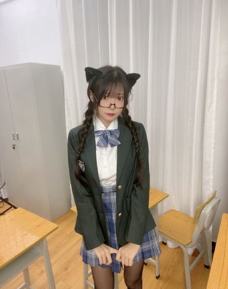 99色综合_BD英语高清视频播放
