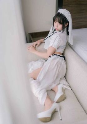 天天成人综合网_高清无删减在线观看